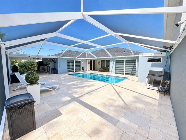 452 SW 19th AVE, Cape Coral, FL 33991