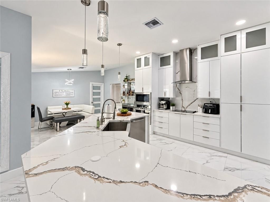 452 SW 19th AVE, CAPE CORAL, FL 33991 — photo 3