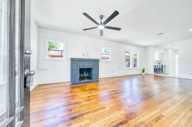 1569 Elliott Street, Houston, TX 77023