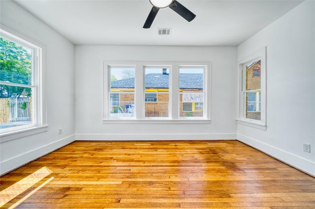 1569 Elliott Street, Houston, TX 77023