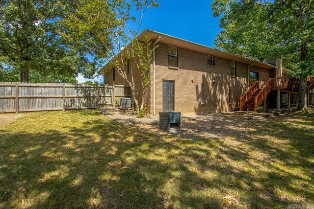 13721 Saint Charles Boulevard, Little Rock, AR 72211