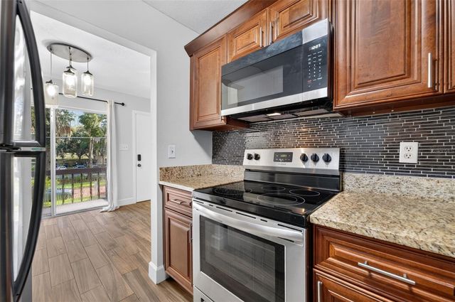 118 W AMERICA STREET 2, Orlando, FL 32801