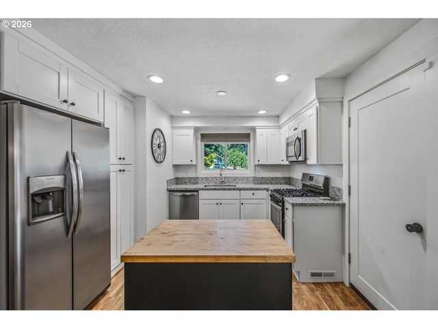 14885 Sw HEIDI Ct, Tigard, OR 97224