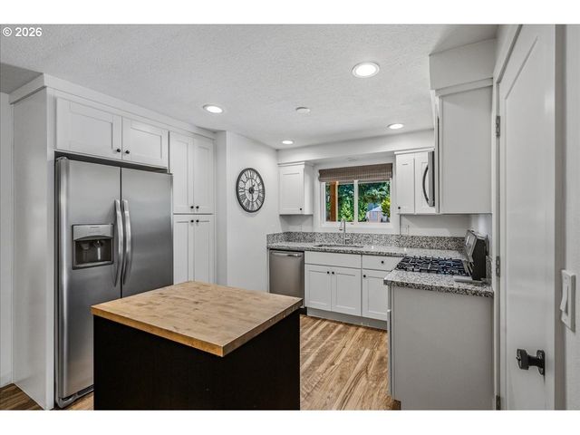 14885 Sw HEIDI Ct, Tigard, OR 97224