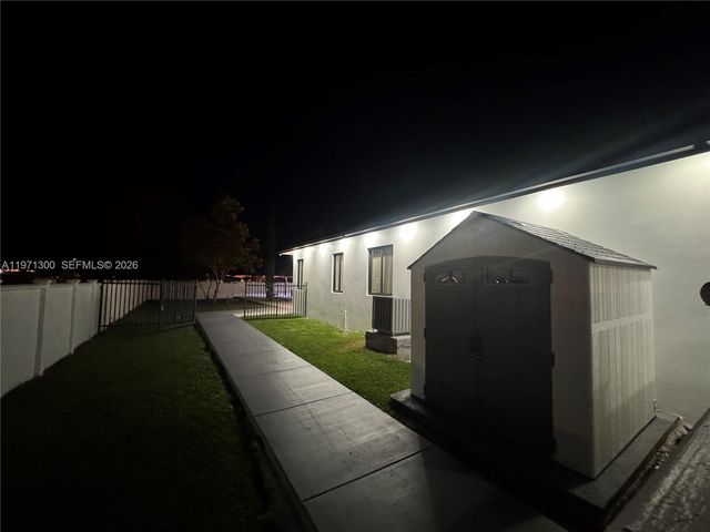 13430 SW 192nd St, Miami, FL 33177