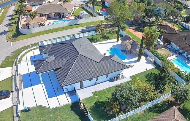 13430 SW 192nd St, Miami, FL 33177