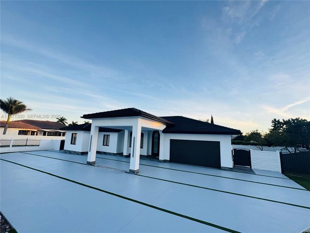 13430 SW 192nd St, Miami, FL 33177