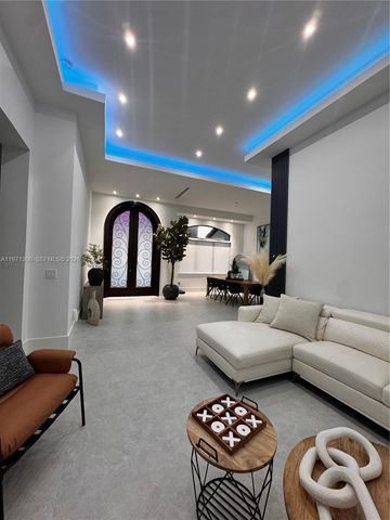 13430 SW 192nd St, Miami, FL 33177