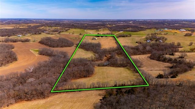 15630 Hackberry Lane, Platte City, MO 64079