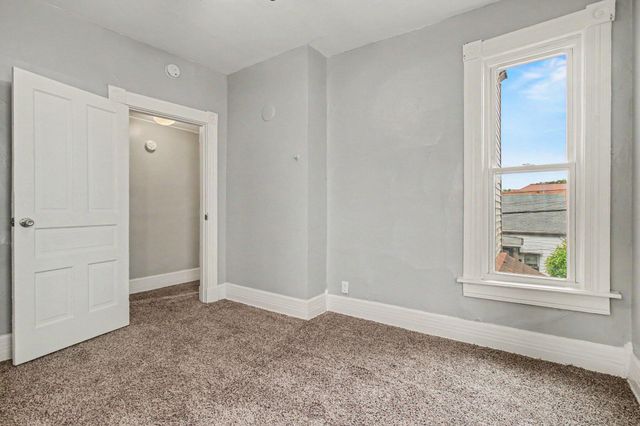 320 Lafayette Avenue, 318, Bellevue, KY 41073