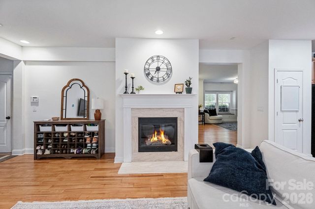 9509 Seamill Road, Charlotte, NC 28278