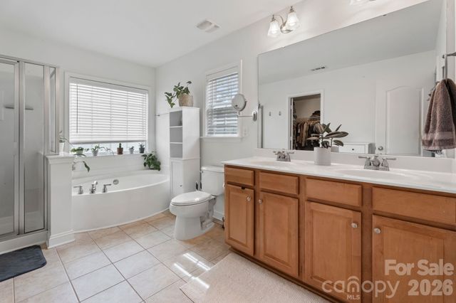 9509 Seamill Road, Charlotte, NC 28278