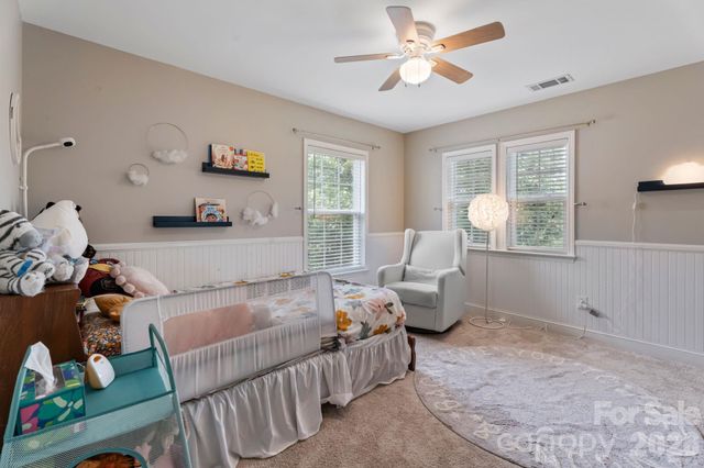 9509 Seamill Road, Charlotte, NC 28278