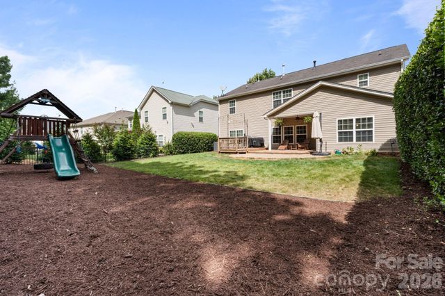 9509 Seamill Road, Charlotte, NC 28278