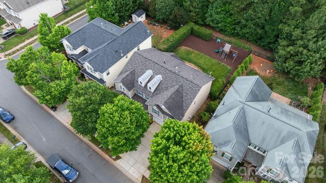 9509 Seamill Road, Charlotte, NC 28278
