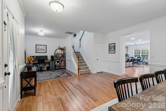 9509 Seamill Road, Charlotte, NC 28278
