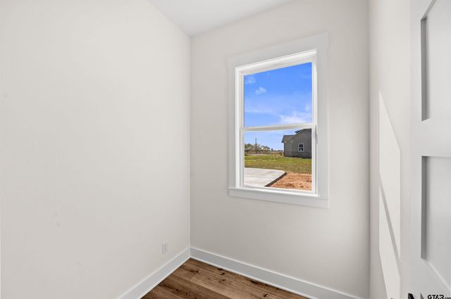 1370 County Road 1660, Alba, TX 75410