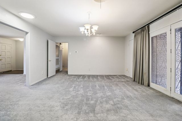 115 N Wisteria Street, Mansfield, TX 76063