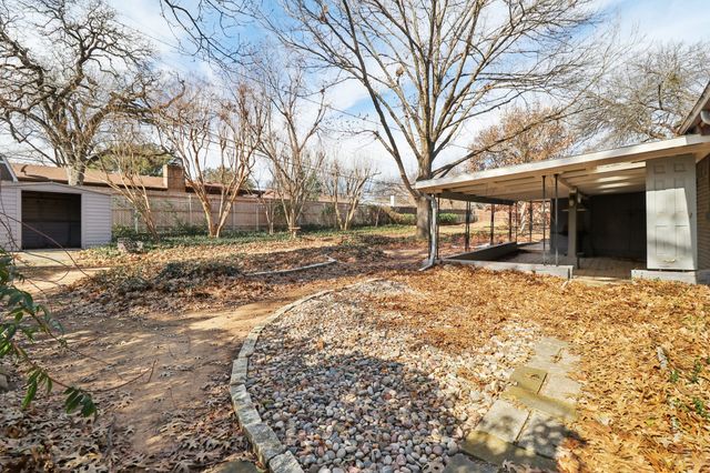 115 N Wisteria Street, Mansfield, TX 76063