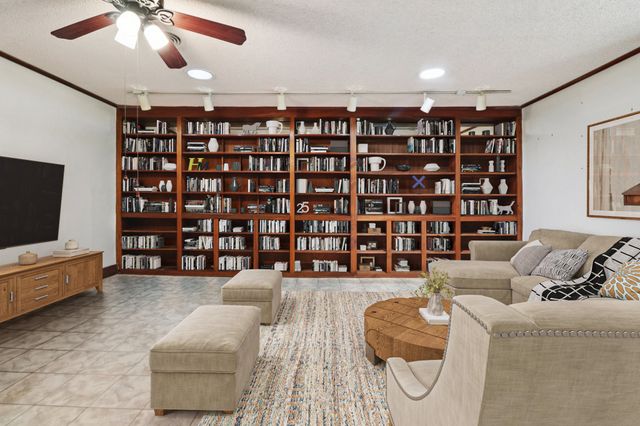 115 N Wisteria Street, Mansfield, TX 76063