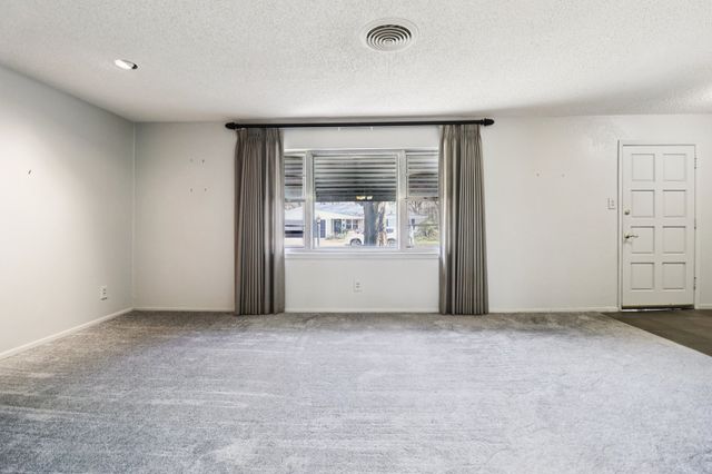 115 N Wisteria Street, Mansfield, TX 76063