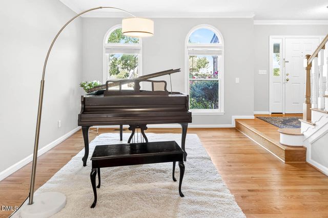 206 Windhover Drive, Chapel Hill, NC 27514