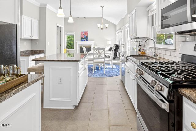 206 Windhover Drive, Chapel Hill, NC 27514