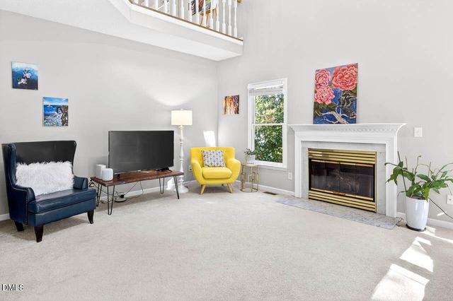 206 Windhover Drive, Chapel Hill, NC 27514