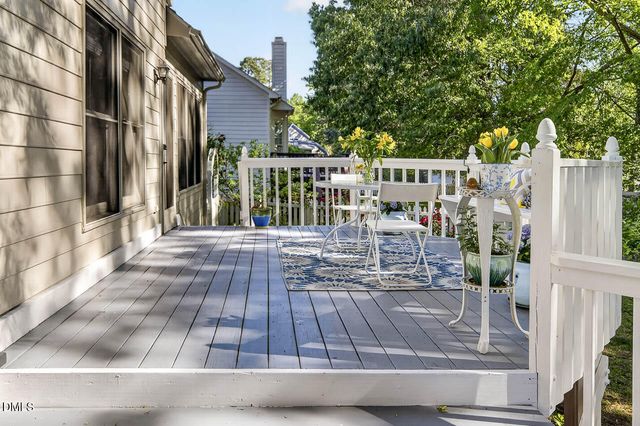 206 Windhover Drive, Chapel Hill, NC 27514