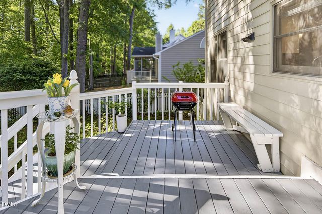 206 Windhover Drive, Chapel Hill, NC 27514