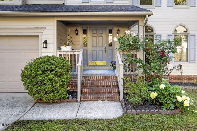 206 Windhover Drive, Chapel Hill, NC 27514