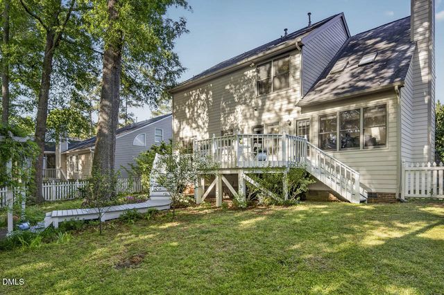 206 Windhover Drive, Chapel Hill, NC 27514