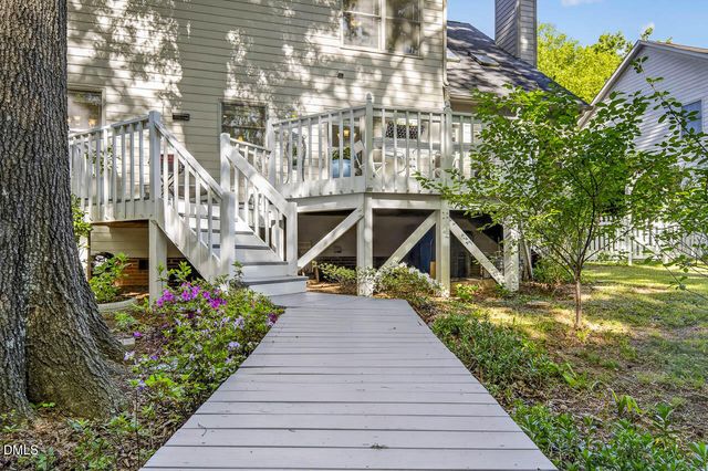 206 Windhover Drive, Chapel Hill, NC 27514