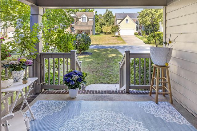 206 Windhover Drive, Chapel Hill, NC 27514