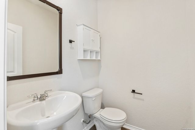 3362 Stoney Knl, San Antonio, TX 78245