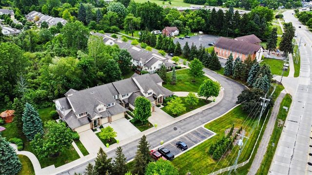 107 S Vista, Auburn Hills, MI 48326