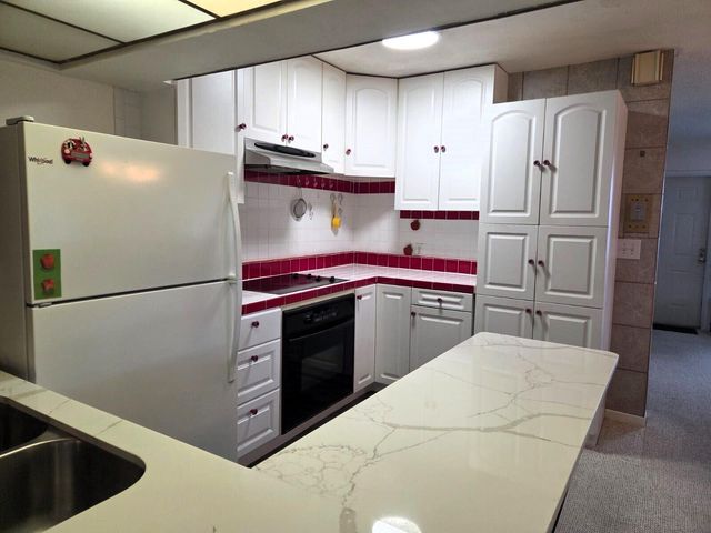 1060 W 26th Court, Riviera Beach, FL 33404