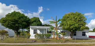 1060 W 26th Court, Riviera Beach, FL 33404