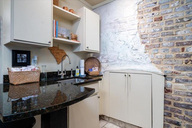 53 Hasell Street Apt J, Charleston, SC 29401