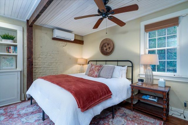 53 Hasell Street Apt J, Charleston, SC 29401