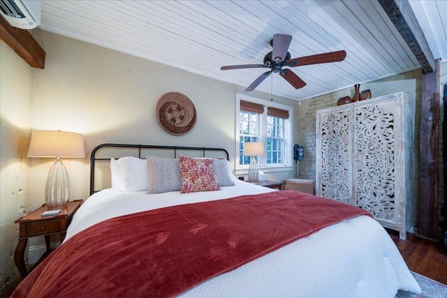 53 Hasell Street Apt J, Charleston, SC 29401