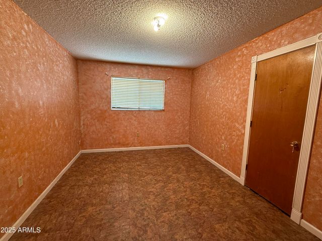 565 RAYMOND Drive, Sierra Vista, AZ 85635