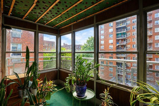 4310 Kissena Boulevard 6B, Flushing, NY 11355