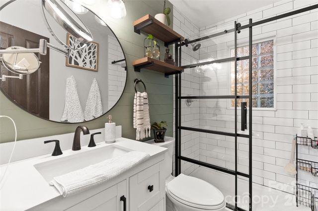 213 Hillcrest Drive, Huntersville, NC 28078
