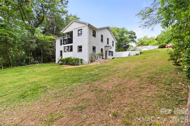 213 Hillcrest Drive, Huntersville, NC 28078