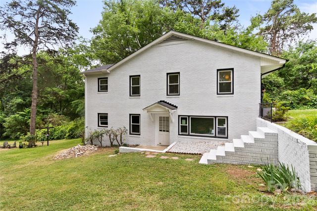 213 Hillcrest Drive, Huntersville, NC 28078