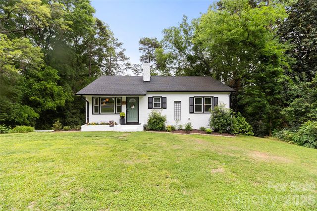 213 Hillcrest Drive, Huntersville, NC 28078