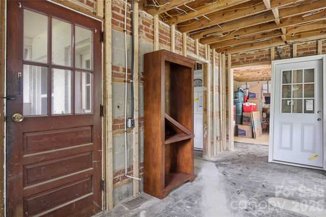 213 Hillcrest Drive, Huntersville, NC 28078
