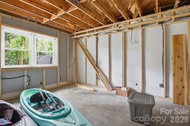 213 Hillcrest Drive, Huntersville, NC 28078