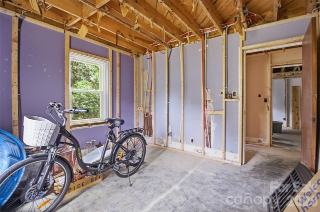213 Hillcrest Drive, Huntersville, NC 28078